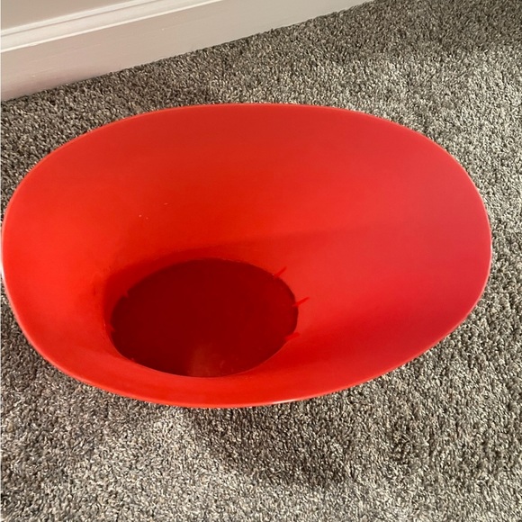 Sterilite Small Reddish Orange Oval Shape Trash Can  wide Top Narrow Bottom - Picture 4 of 11